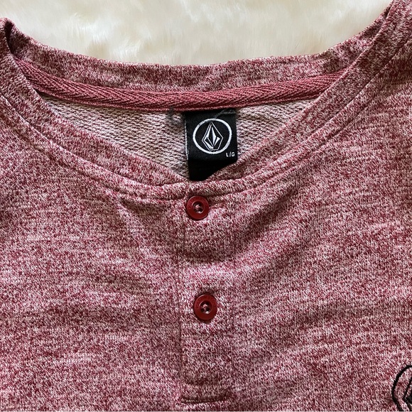 Men’s Volcom Henley - Picture 5 of 8